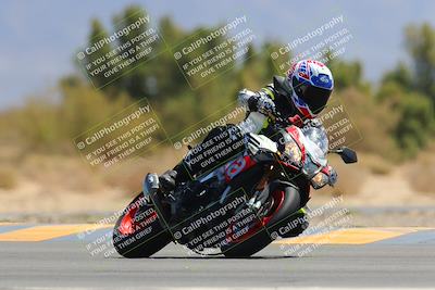 media/Apr-09-2023-SoCal Trackdays (Sun) [[333f347954]]/Turn 7 (1135am)/